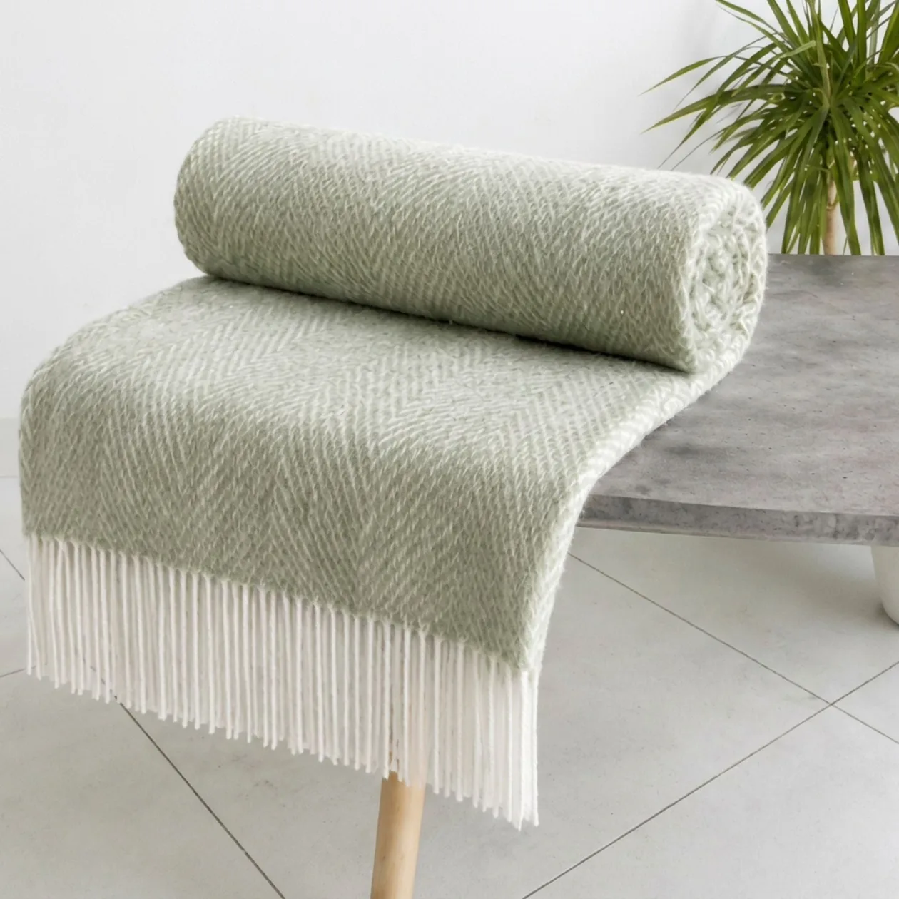 Faux Mohair Throw Blanket 150x200cm - Green: the shop's own photo