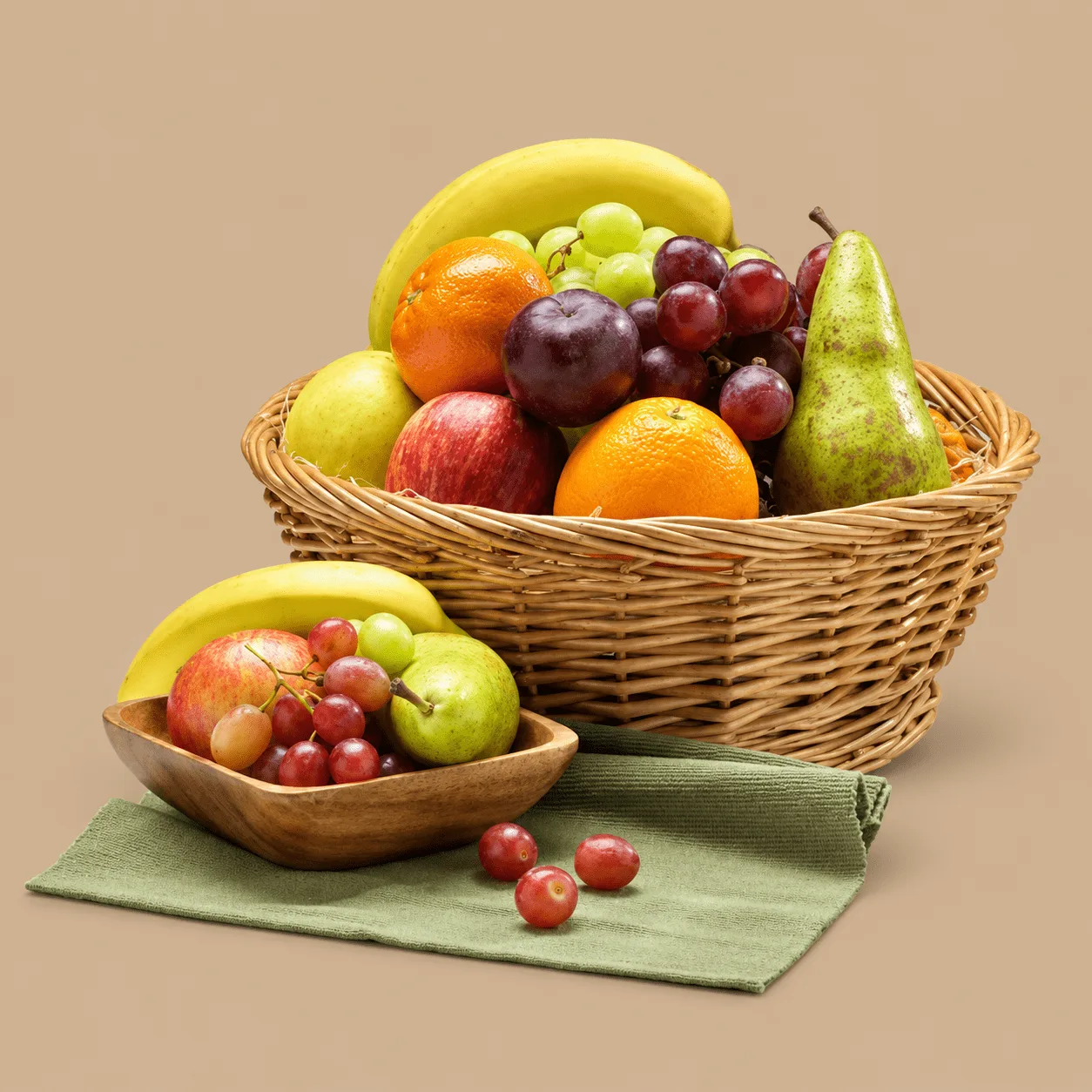 Classic Fruit Gift Basket: the shop's own photo