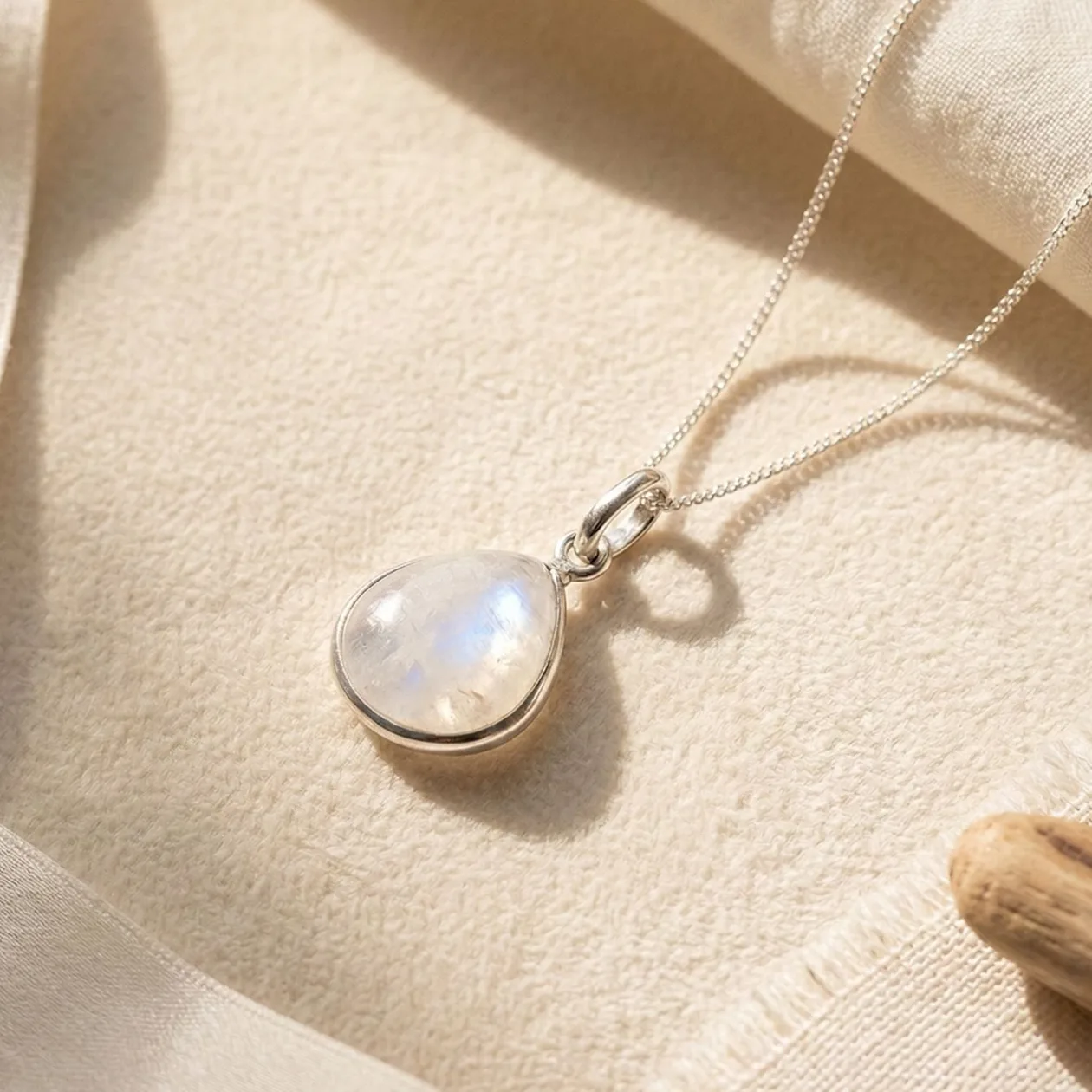 Moonstone June Birthstone 925 Sterling Silver Necklace: the shop's own photo