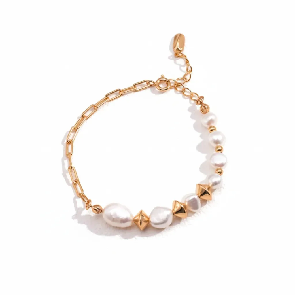 Classic Baroque Pearl Bracelet: the shop's own photo