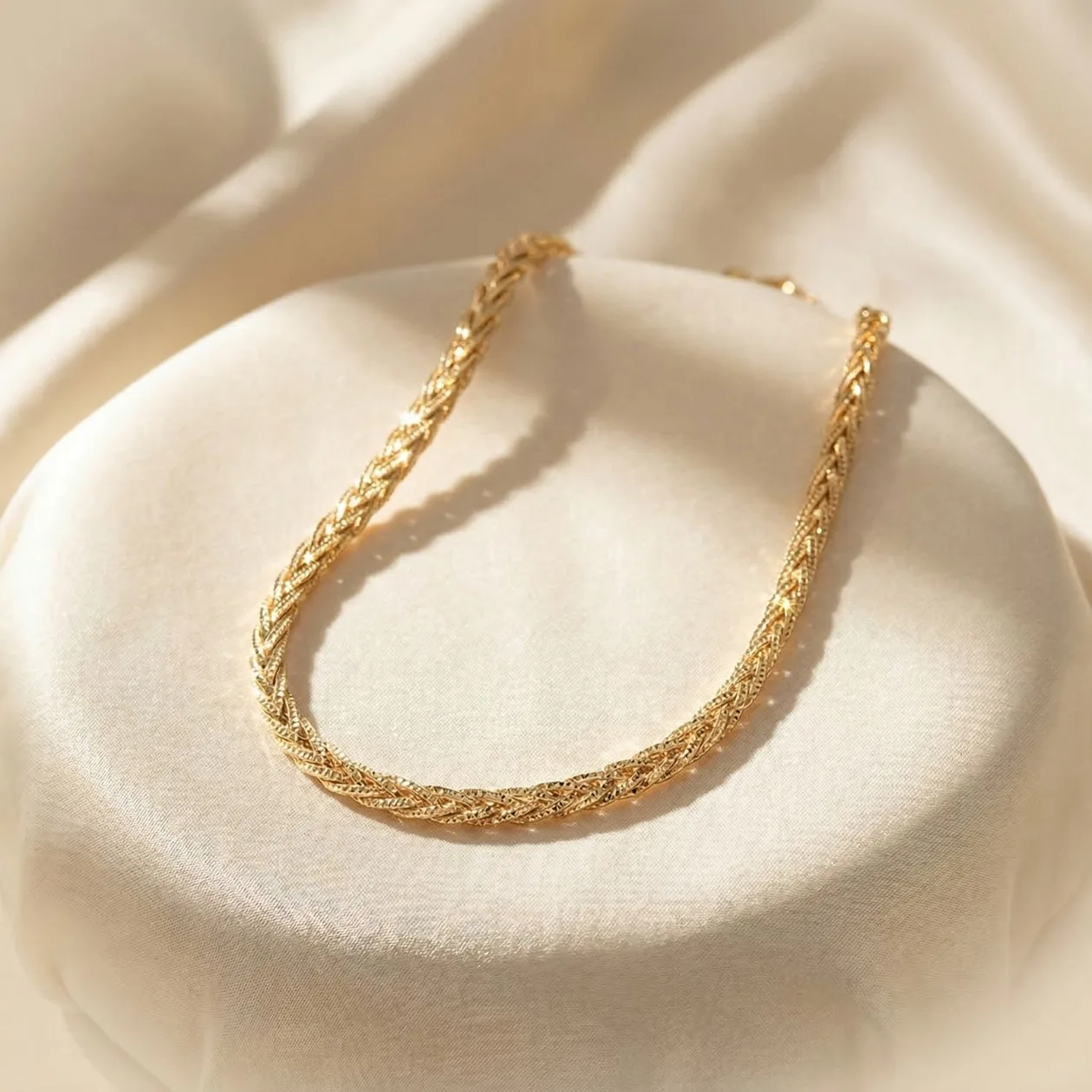 Interwoven Double Herringbone Twisted Necklace Luxe: the shop's own photo