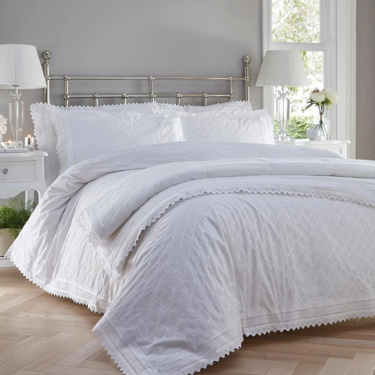 Balmoral Percale Embroidered Duvet Cover Set - White - Super King: the shop's own photo