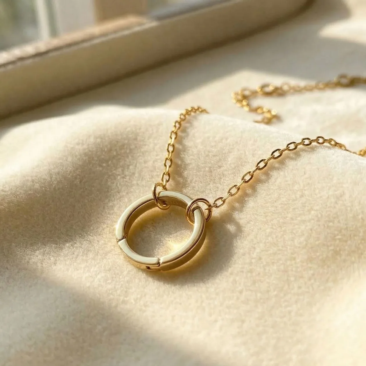 Gold Plated Necklace With Openable Spring Clasp: the shop's own photo