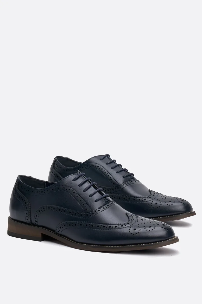 Clark Navy Shoes: the shop's own photo