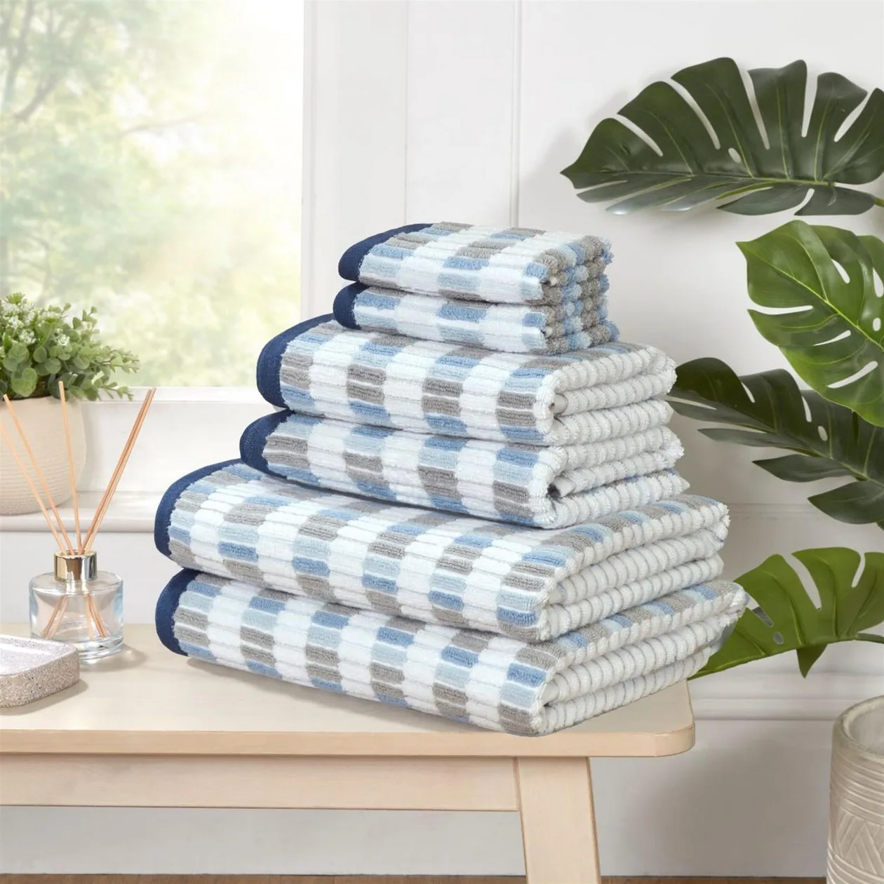 Santa Cruz 6pc Towel Bale - Blue: the shop's own photo