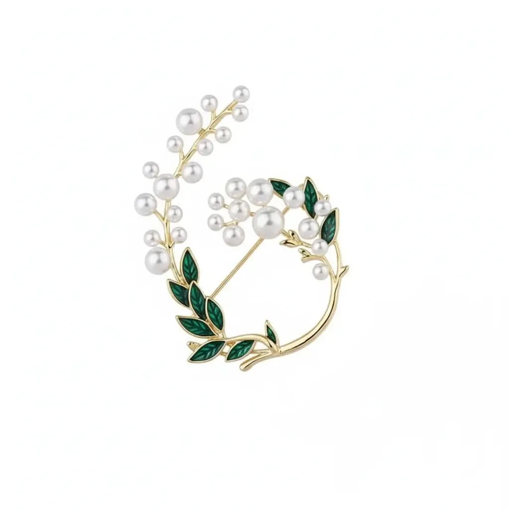 Pearl Green Leaf Brooch: the shop's own photo
