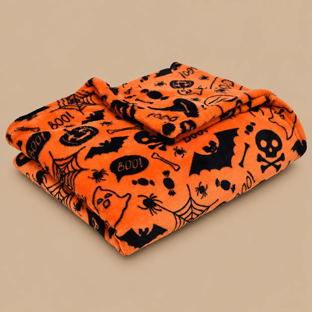 Spiders & Bats Fleece Blanket 120 x 150cm: the shop's own photo