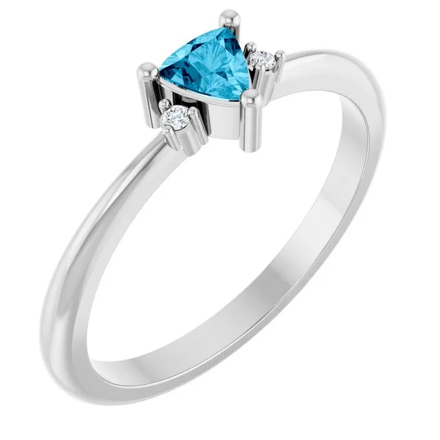 Trillion Aquamarine Accented Ring with Diamond Accents in Platinum - 18k Yellow Gold / 2.60 Carat / Lab-Grown-AAA: the shop's own photo