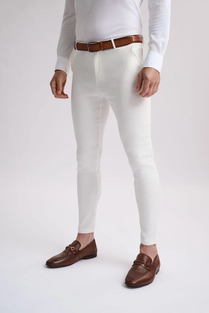 Monaco Chinos White: the shop's own photo