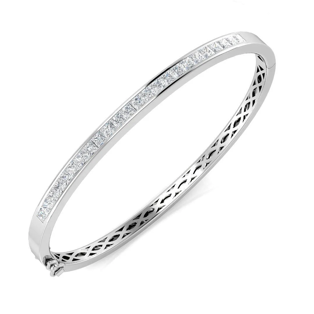 18K White Gold Natural Princess Cut Half Eternity Channel Set Hinged Diamond Bangle with Box Clasp - 9k Yellow Gold / 1.55 Carat / Natural Diamond: the shop's own photo