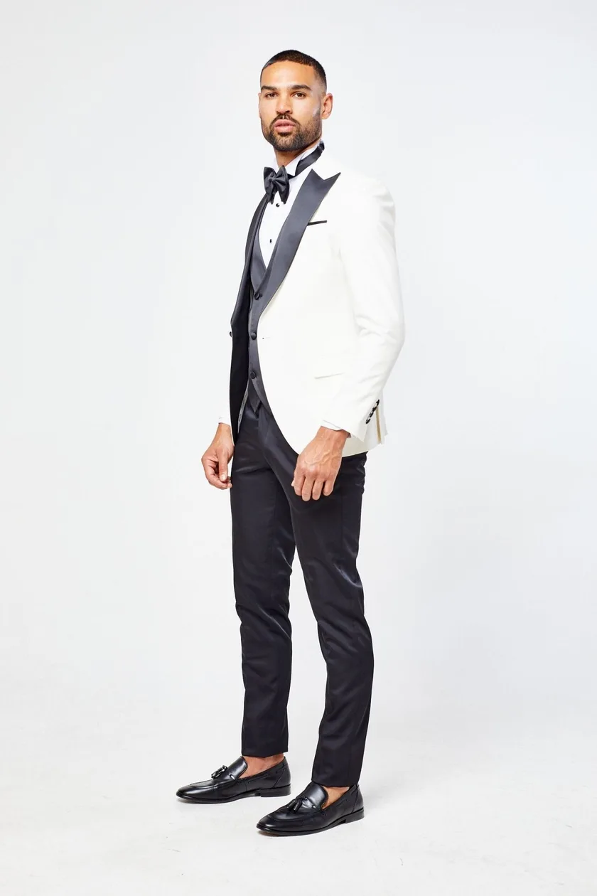 Santoro - Gianni Tux: the shop's own photo