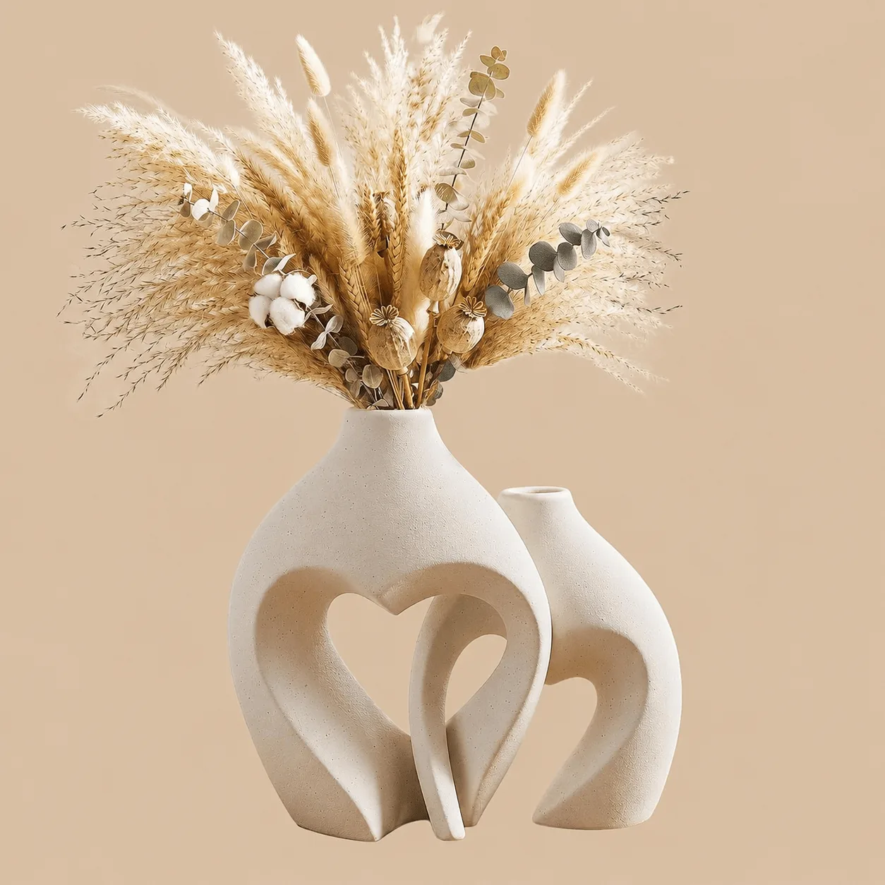 White Heart Ceramic Vase Set of 2: the shop's own photo