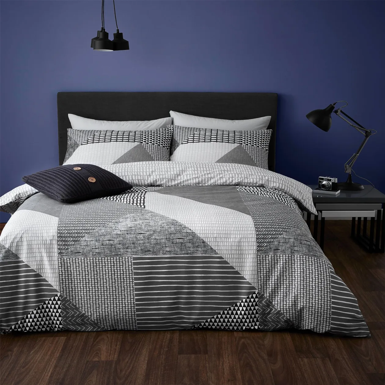 Catherine Lansfield Larsson Geo Duvet Cover Set - Grey / Single: the shop's own photo