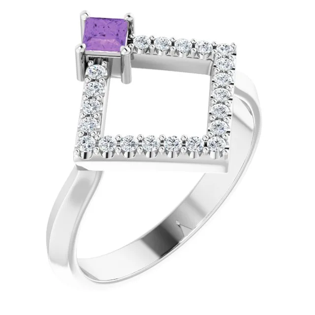 Square Amethyst Accented Ring with Diamond Accents in Platinum - 18k Yellow Gold / 4.00 Carat / Lab-Grown-AAA: the shop's own photo