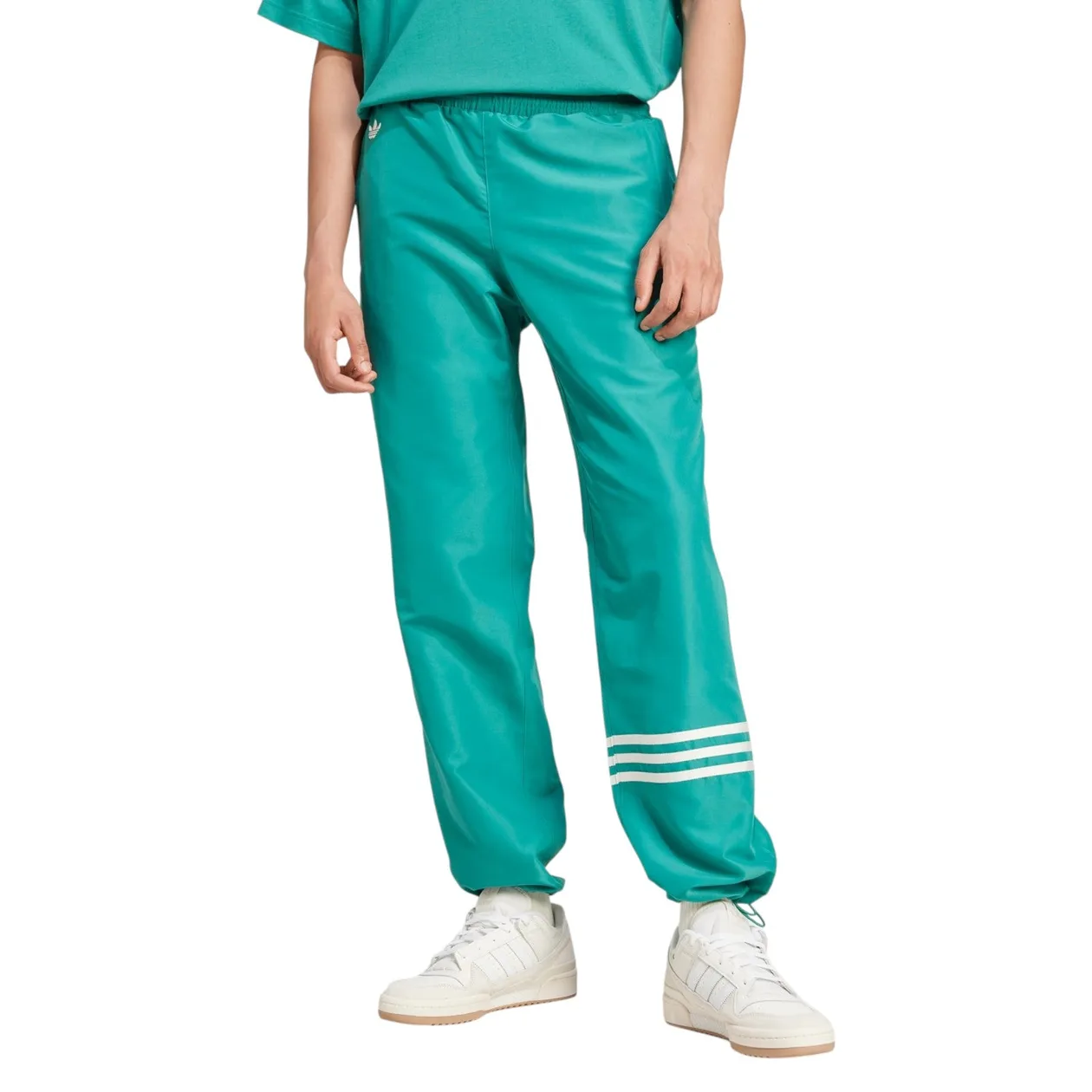 adidas Originals Men's Neuclassics Woven Track Pants - Active Green | Size: M: the shop's own photo