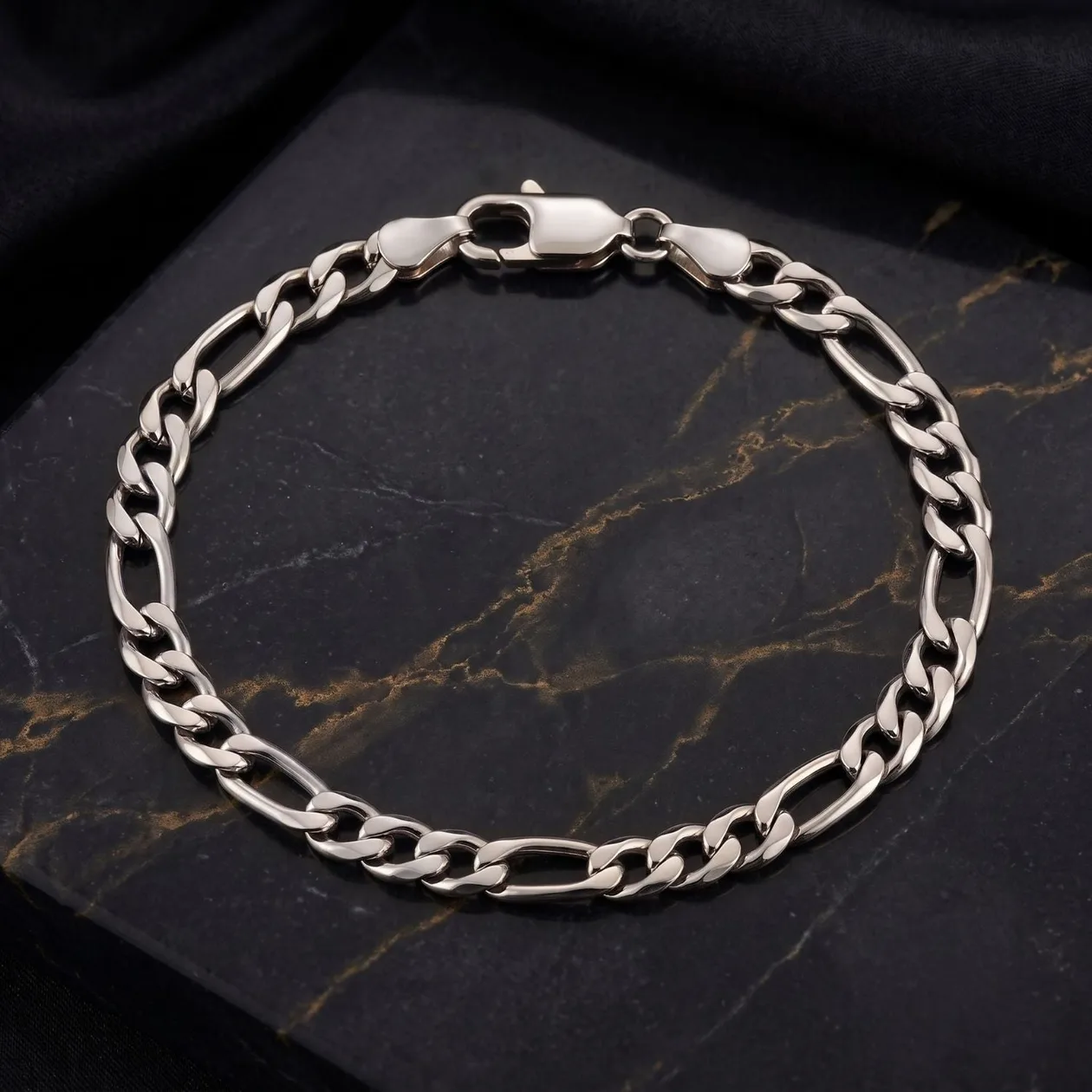 Silver Figaro Chain Bracelet For Men - Large (9 inches): the shop's own photo