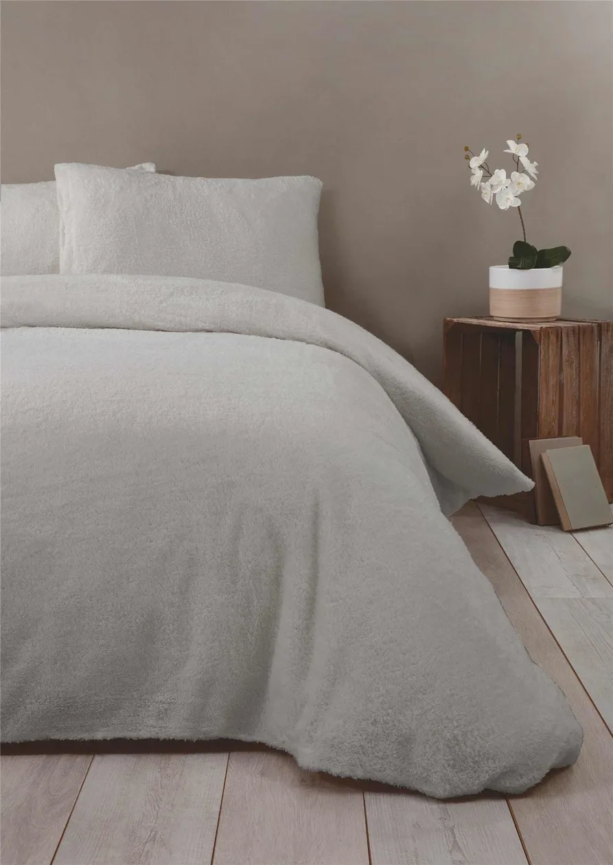 Teddy Bear Fleece Duvet Cover Set - Silver / King: the shop's own photo