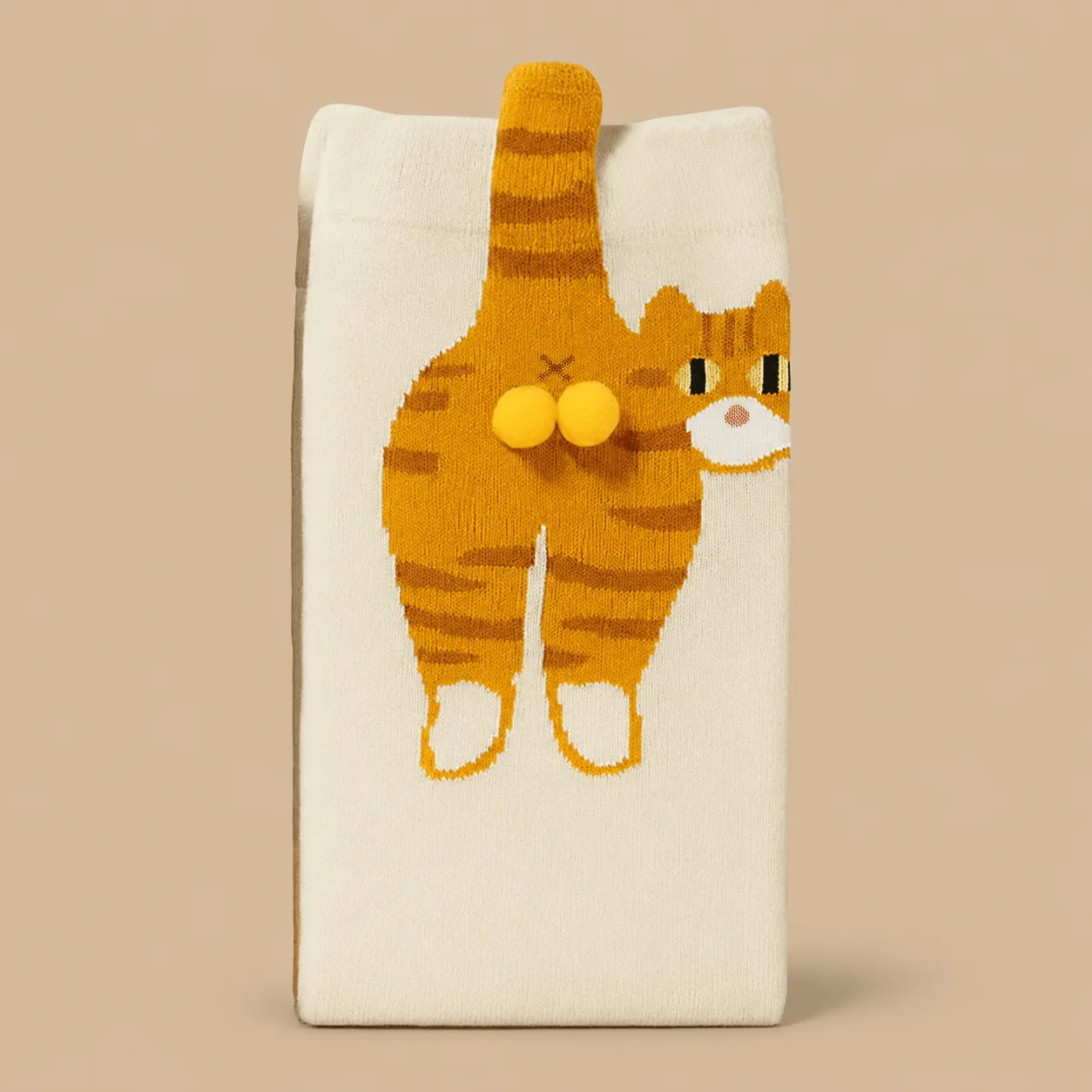 Cat Balls Cotton Socks: the shop's own photo