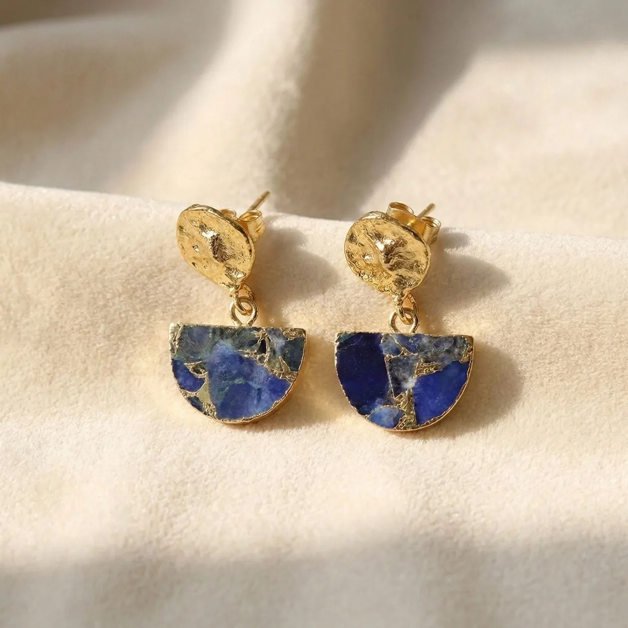 Hammered Sapphire September Birthstone Earrings: the shop's own photo