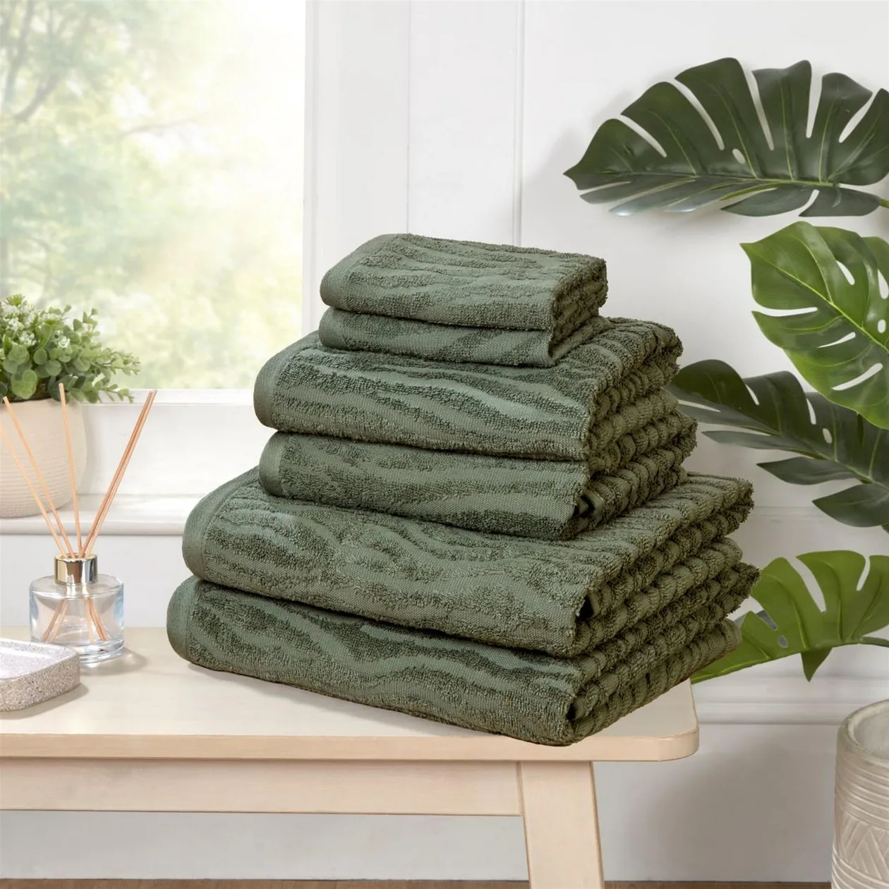 Safari 6pc Towel Bale - Green: the shop's own photo