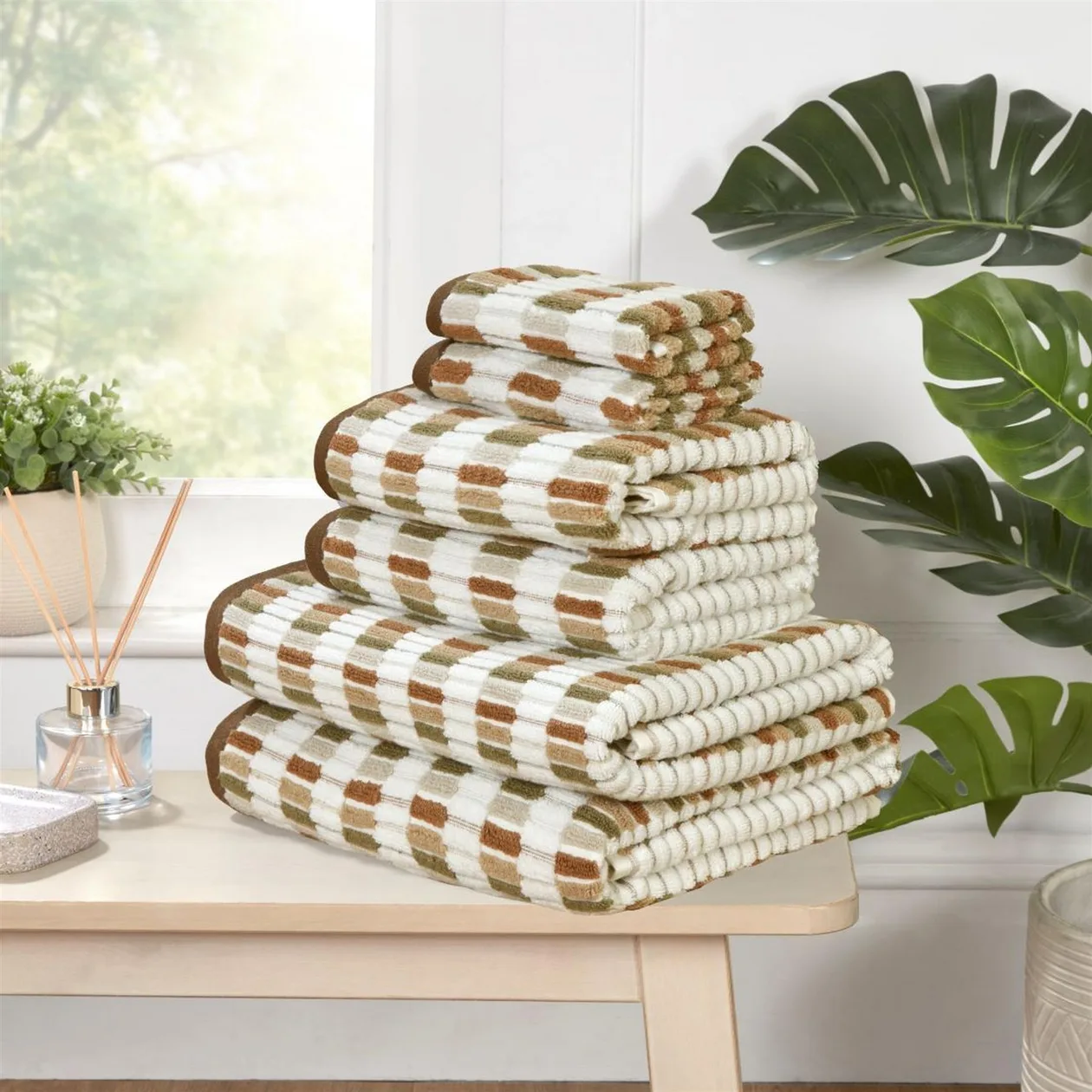 Santa Cruz 6pc Towel Bale - Natural: the shop's own photo