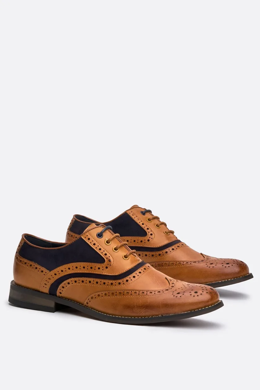 Russel Tan / Navy Shoes: the shop's own photo