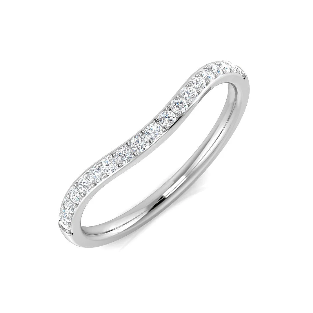 0.15-0.25ct Lab-Grown Round Cut D/VVS Diamond Half Eternity Ring - 18k Yellow Gold / 0.25 Carat: the shop's own photo