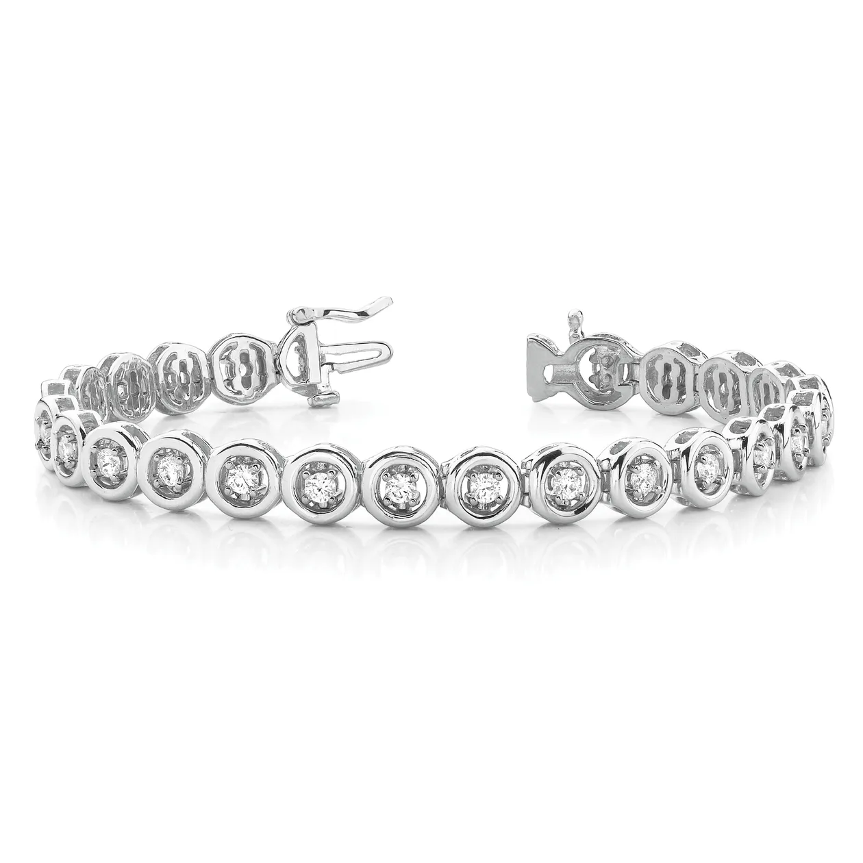 Round Diamond Tennis Bracelet in Bezel Setting | Gold or Platinum | Box Clasp - 18k Yellow Gold / 2.50 Carat / Lab Grown Diamond: the shop's own photo